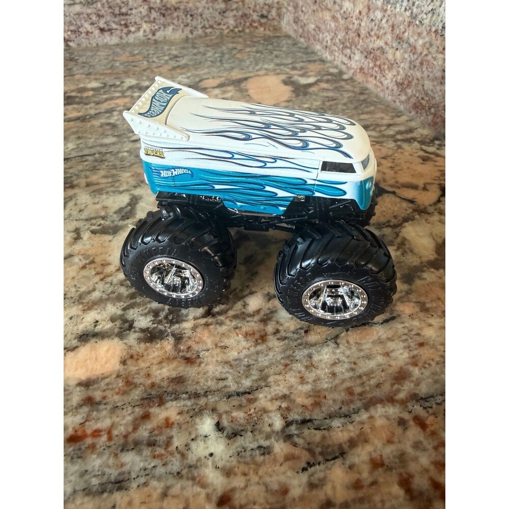 Hot Wheels Monster Truck Volkswagon Drag Bus 1/64 Use